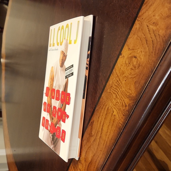 LL COOL JAY I make my own way hardcover book - Picture 7 of 16